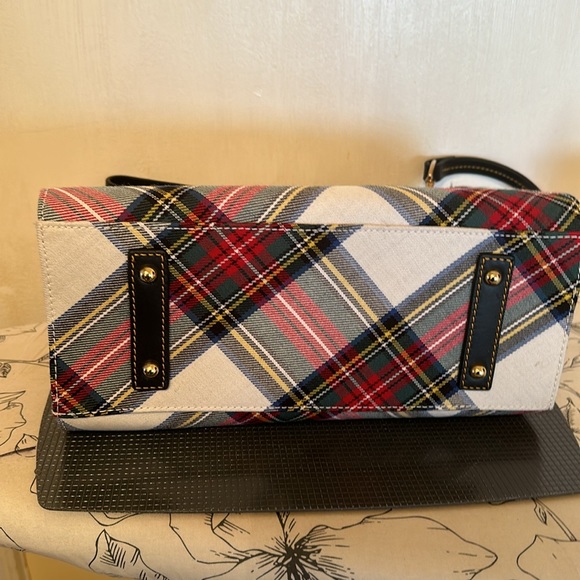 Handbag - Picture 7 of 9